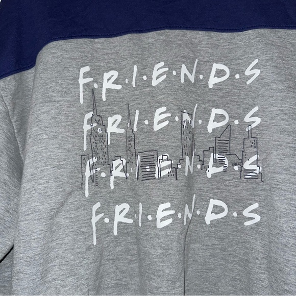 Friends cropped crewneck - Picture 3 of 3